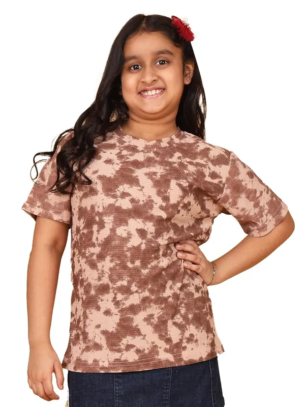 Brown_Cotton_Tie_Dye_Print_Short_Sleeve_Round_Neck_T-Shirt_For_Kids,_Regular_Fit,_Casual_Wear