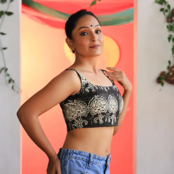 Black_Nine_To_Seven_Pure_Cotton_Sleeveless_Blouse