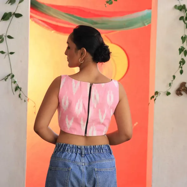 Pink_And_Black_Reversible_Sweetheart_Neck_Ikkat_Blouse_Two_Looks_In_Pink_&_Black