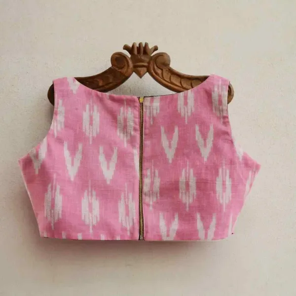 Pink_And_Black_Reversible_Sweetheart_Neck_Ikkat_Blouse_Two_Looks_In_Pink_&_Black