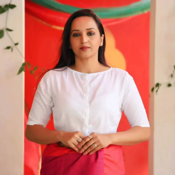 White_Sahaja_Pure_Cotton_Satin_Half_Sleeve_Blouse