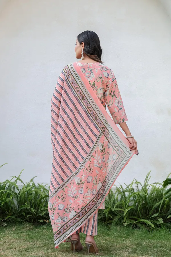 Peach_Floral_Printed_Cotton_Suit_Set_With_Dupatta_For_Women_&_Girls