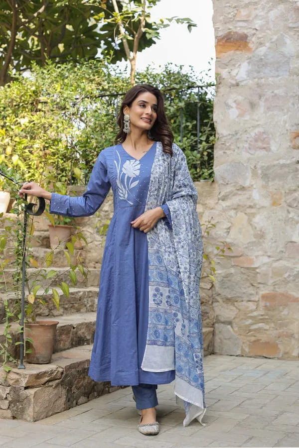 Blue_Floral_Printed_Cotton_Kurta_Set_With_Dupatta_For_Women_&_Girls