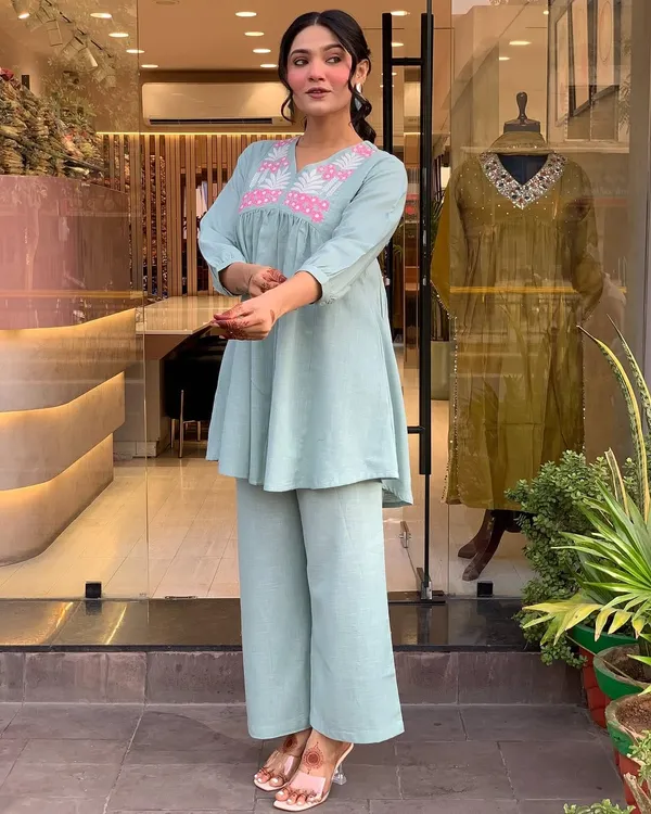 Mint_Green_Cotton_Co-Ord_Set_With_Pink_Embroidery_For_Women_&_Girls