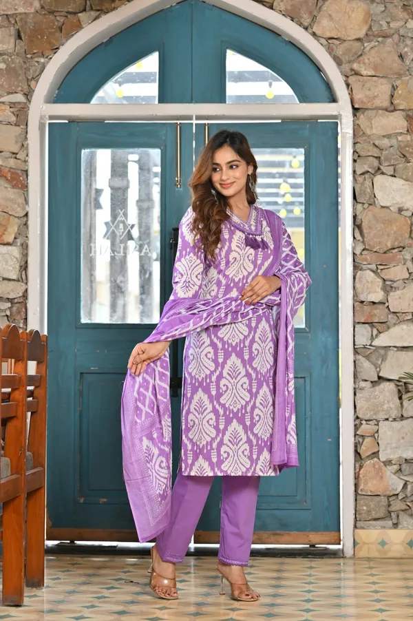 Lavender_White_Printed_Cotton_Suit_Set_For_Women_&_Girls