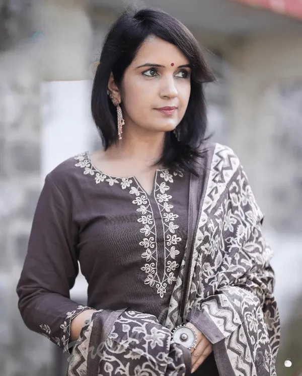 Dark_Grey_Embroidered_Cotton_Suit_Set_For_Women_&_Girls