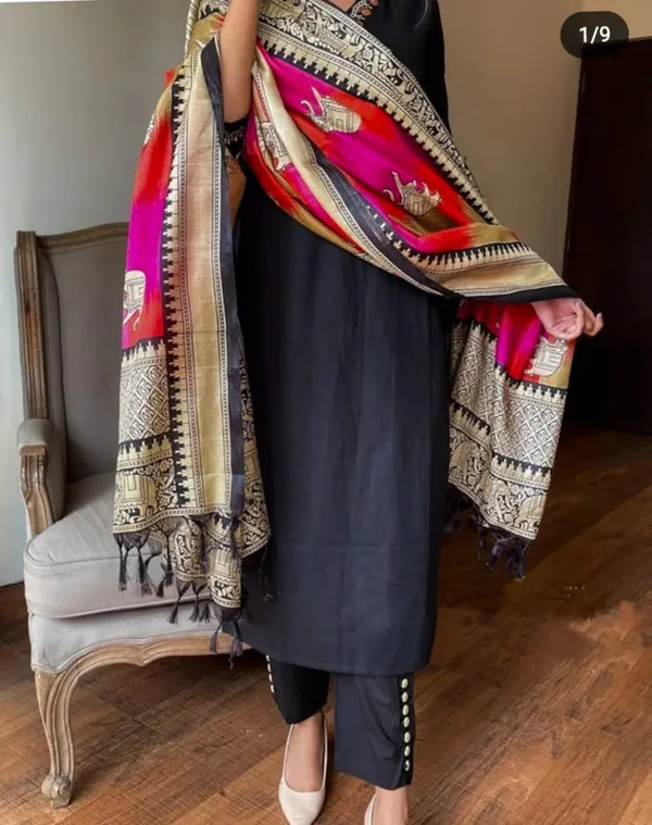 Elegant_Black_Silk_Blend_Suit_Set_With_Banarasi_Dupatta_For_Women_&_Girls