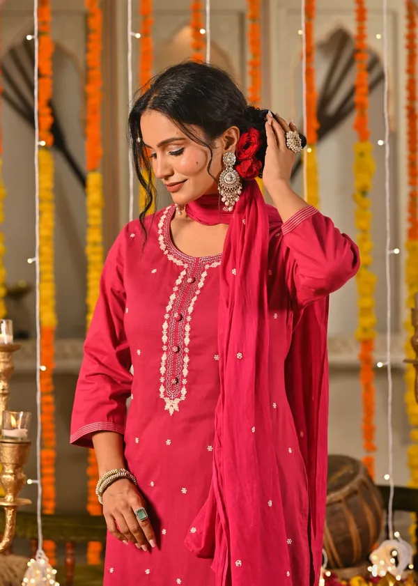 Rani_Pink_Embroidered_Cotton_Suit_Set_With_Dupatta