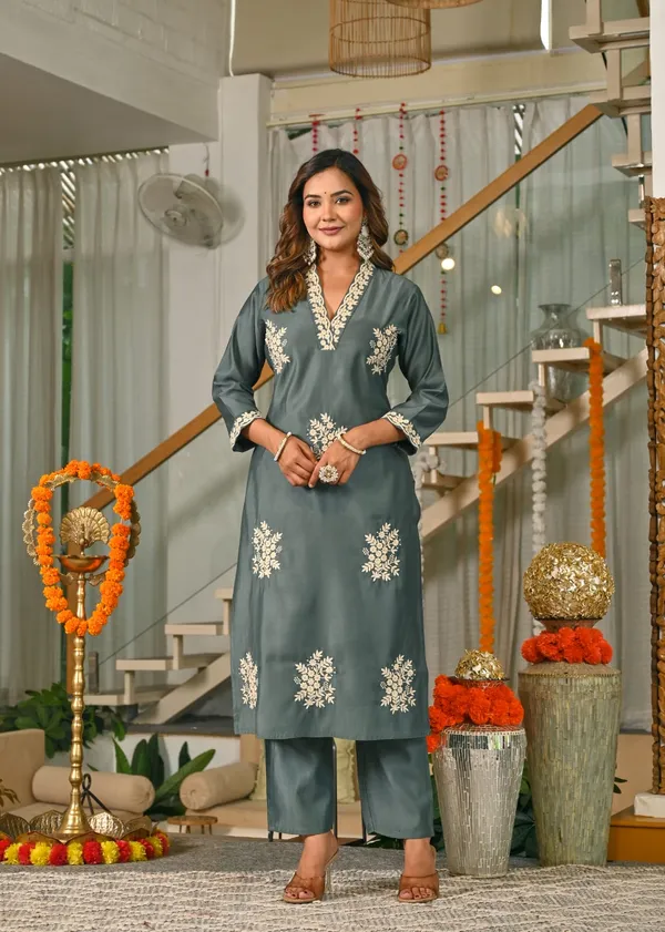 Sage_Green_Embroidered_Cotton_Suit_Set_With_Dupatta