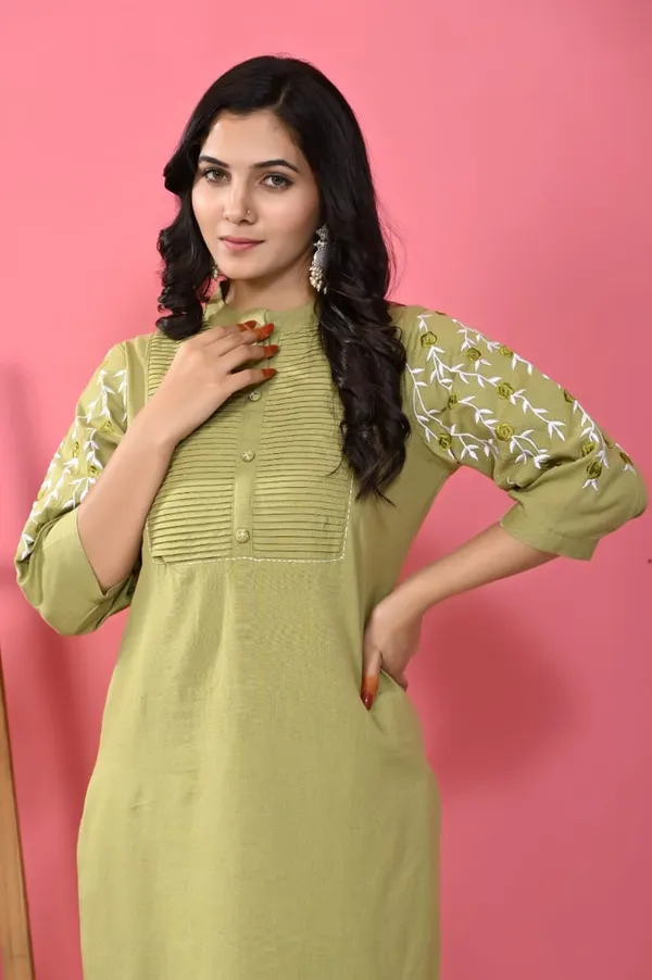 Olive_Green_Embroidered_Cotton_Kurta_Set