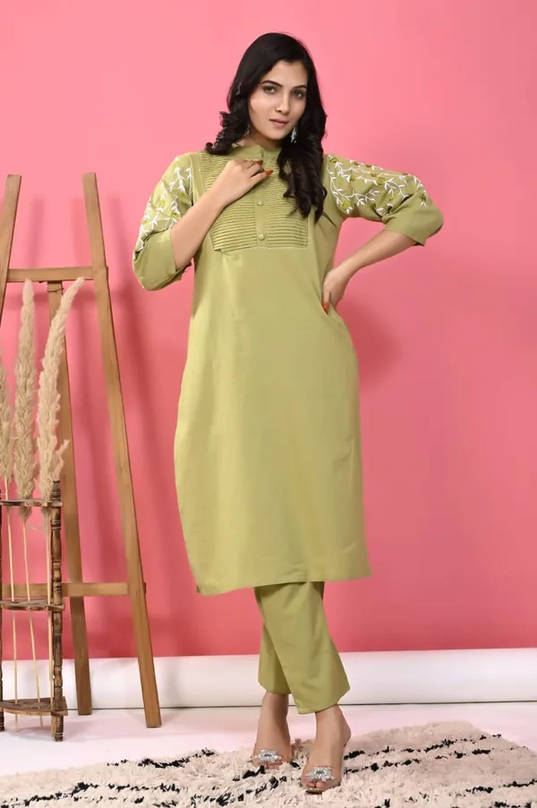 Olive_Green_Embroidered_Cotton_Kurta_Set