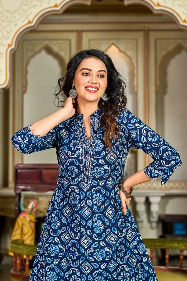 Indigo_Blue_Handblock_Printed_Cotton_Kurta_Set