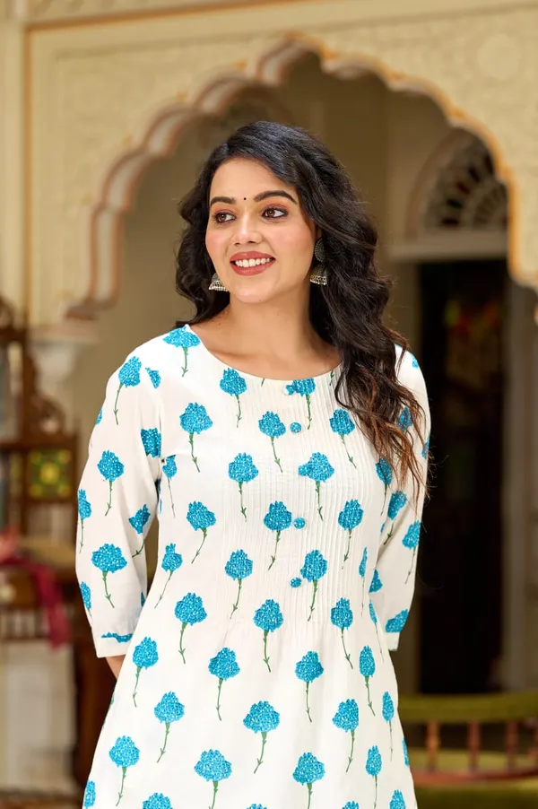 White_Blue_Floral_Printed_Cotton_Kurta_Set
