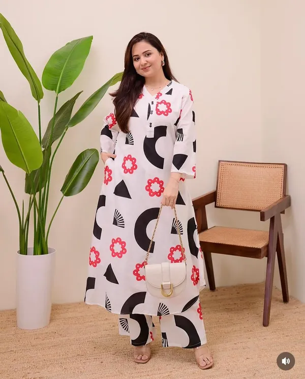 White_Geometric_Floral_Printed_Kurta_Set