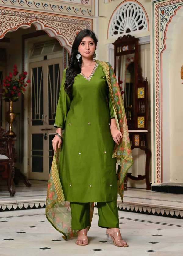 Elegant_Olive_Green_Silk_Suit_Set