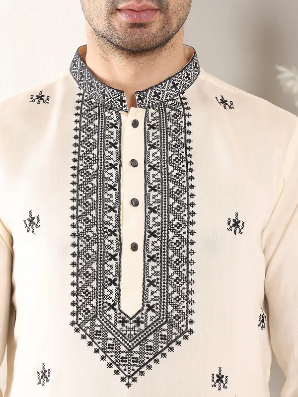 White_Straight_Viscose_Silk_Embroidered_Neckline_And_Motifs_Kurta_For_Men