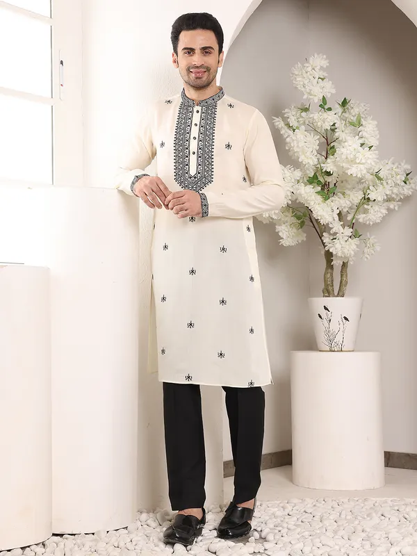 White_Straight_Viscose_Silk_Embroidered_Neckline_And_Motifs_Kurta_For_Men