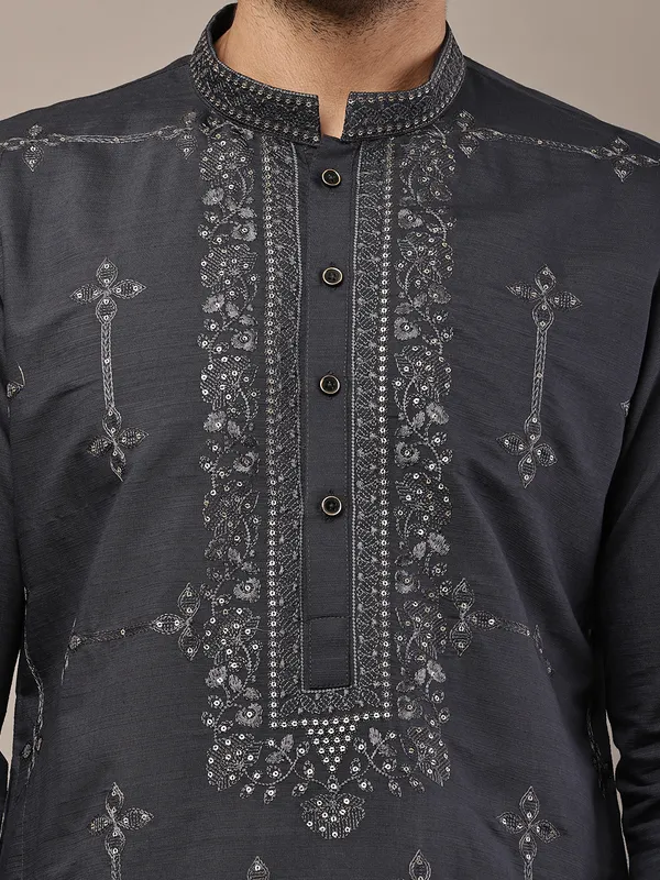 Dark_Grey_Embroidered_Kurta_Set_with_Cream_Pajama_For_Men