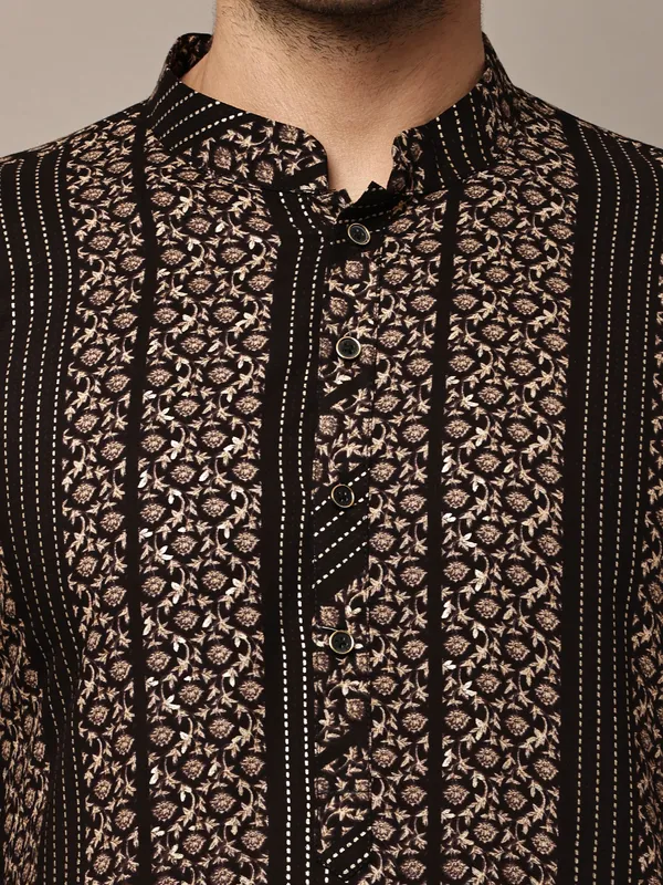 Black_Textured_Threadwork_Kurta_with_Traditional_Off-White_Viscose_Pyjama_For_Men
