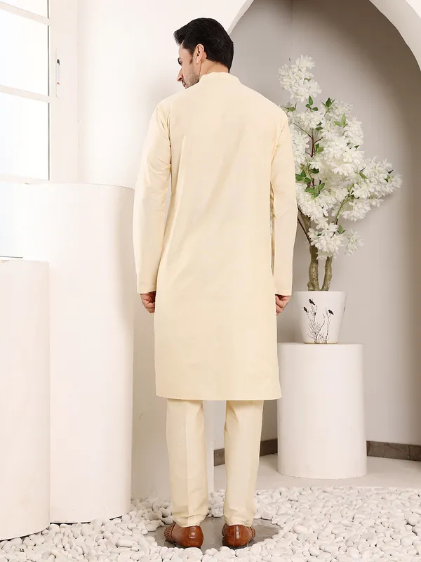 Cream_Straight_Viscose_Silk_Slub_Effect_Kurta_For_Men