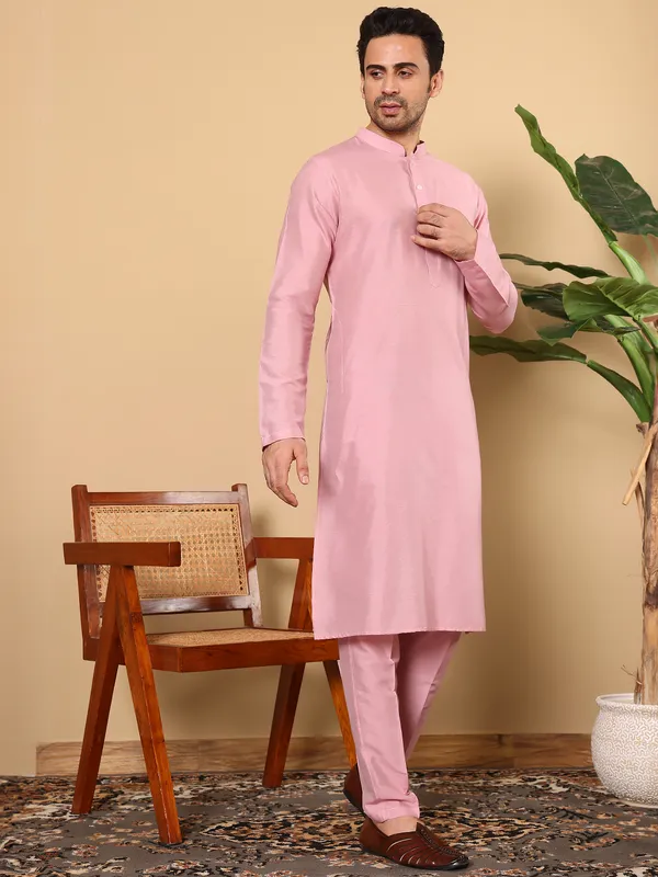 Pink_Straight_Viscose_Silk_Slub_Effect_Kurta_For_Men
