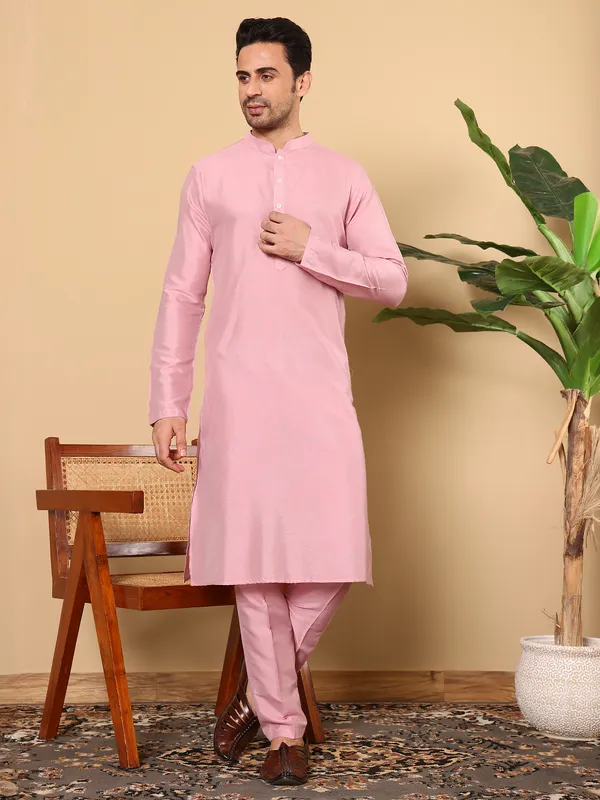 Pink_Straight_Viscose_Silk_Slub_Effect_Kurta_For_Men
