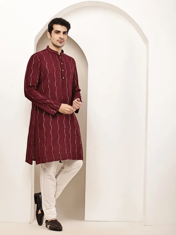Maroon_Textured_Threadwork_Kurta_For_Men