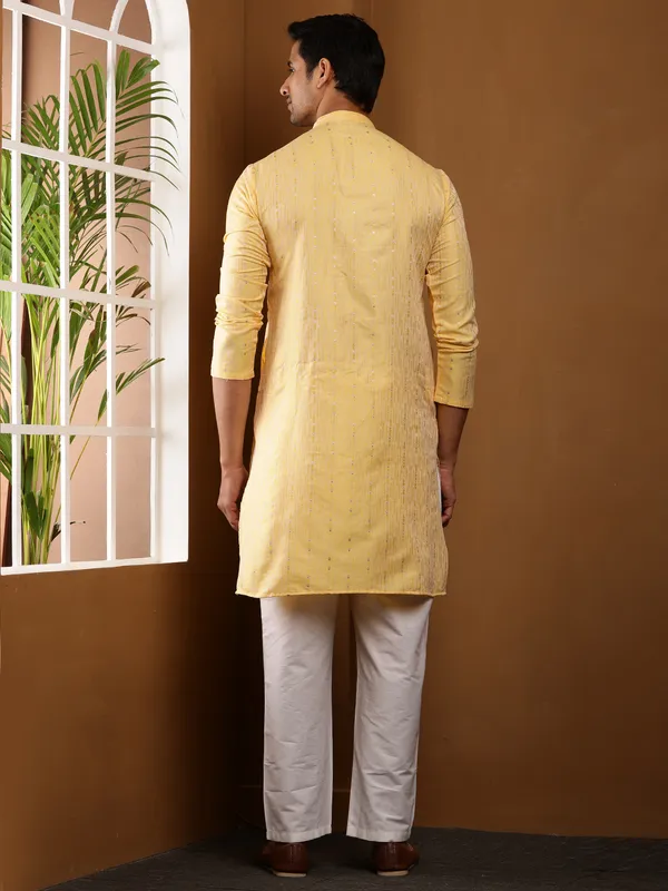 Mustard_Yellow_Viscose_Blend_For_Traditional_Events_Kurta_For_Men