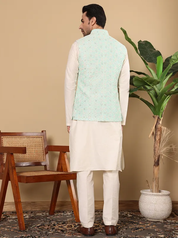 Men's_See_Green_Embroidered_Nehru_Jacket