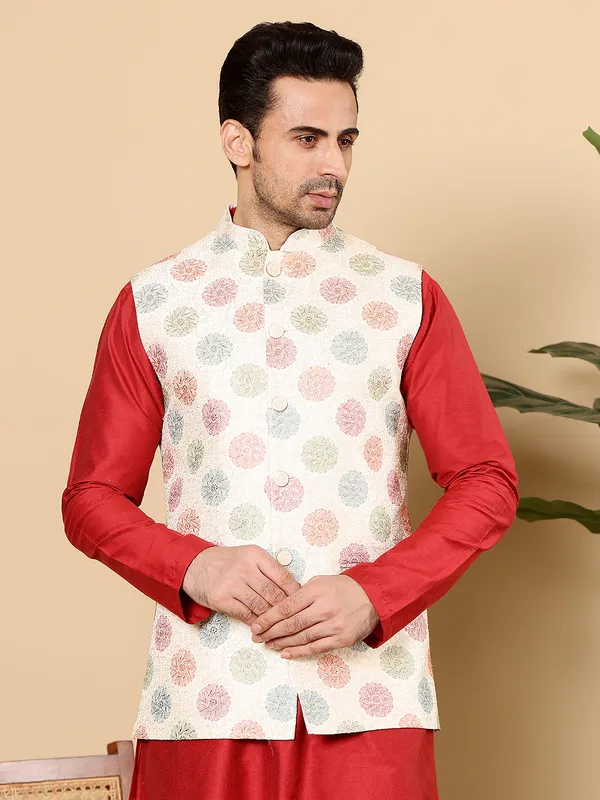 Men's_White_Embroidered_Nehru_Jacket