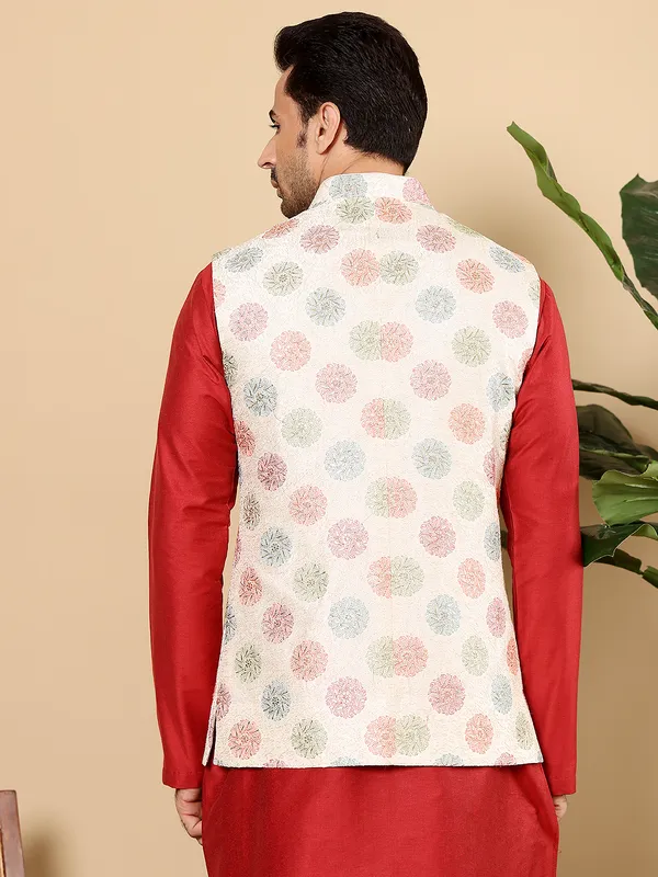 Men's_White_Embroidered_Nehru_Jacket