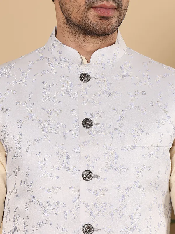 Men's_Black_and_White_Embroidered_Nehru_Jacket