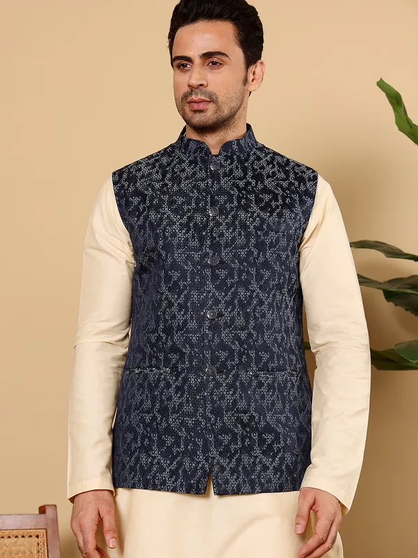 Men's_Blue_Embroidered_Nehru_Jacket