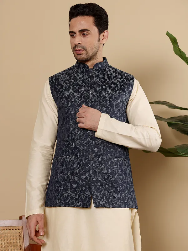 Men's_Blue_Embroidered_Nehru_Jacket