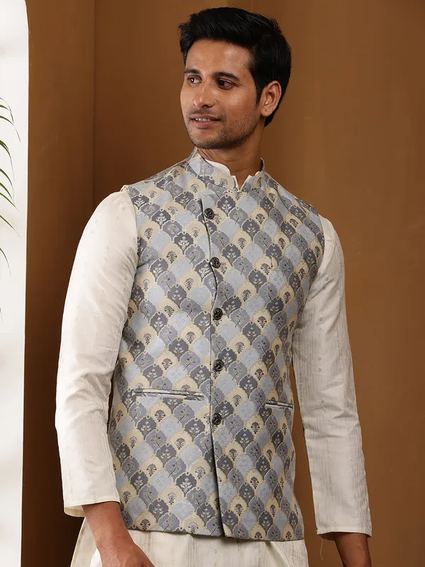 Men_Beige_&_Blue_Viscose_Blend_Embroidery_Nehru_Jacket