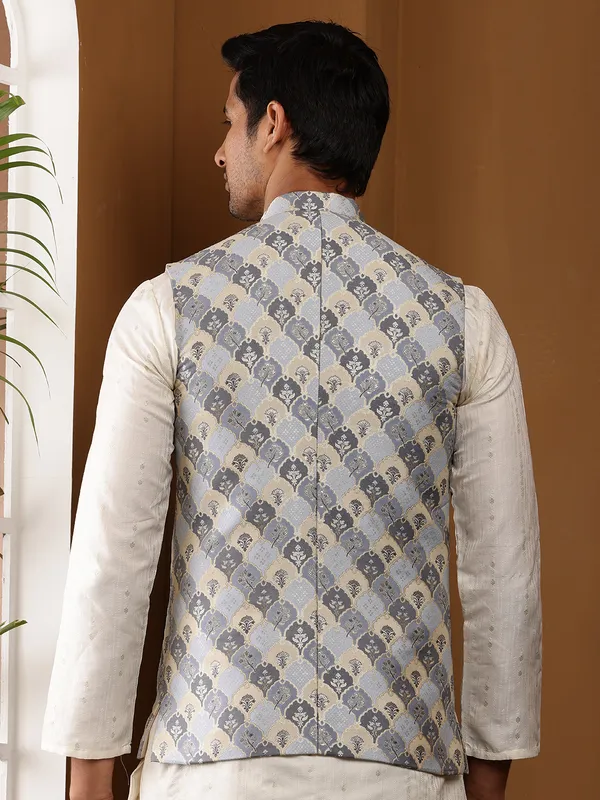 Men_Beige_&_Blue_Viscose_Blend_Embroidery_Nehru_Jacket