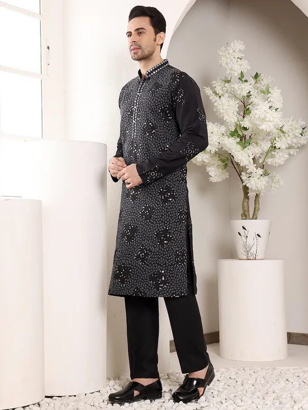 Black_Straight_Rayon_Silk_Embroidered_Neckline_And_Motifs_Kurta_For_Men