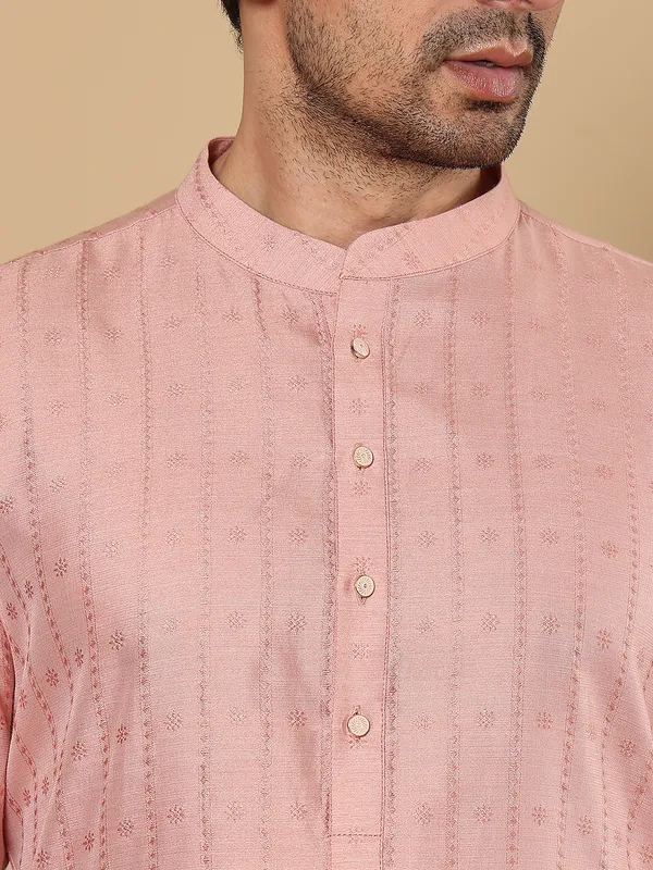 Pink_Straight_Viscose_Silk_Textured_Effect_Kurta_For_Men