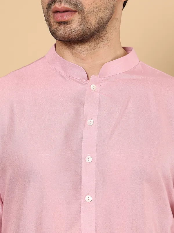 Pink_Straight_Viscose_Silk_Slub_Effect_Kurta_For_Men