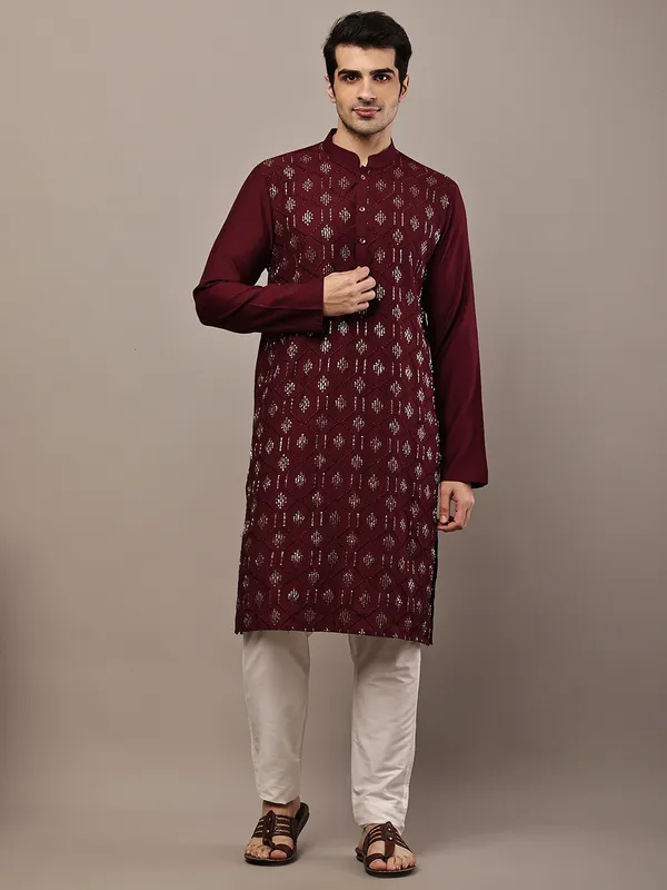 Men's_Straight_Maroon_Viscose_Silk_embroidery_Kurta