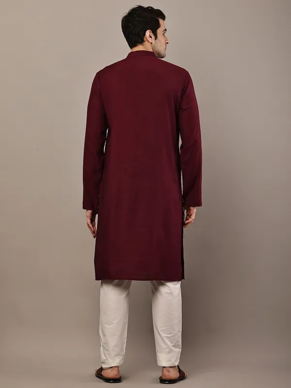 Men's_Straight_Maroon_Viscose_Silk_embroidery_Kurta