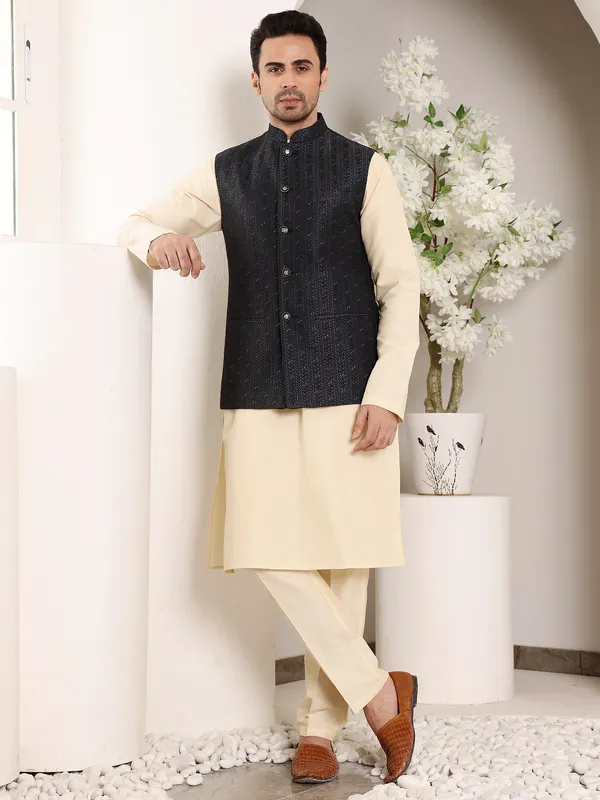 Men's_Cream_Kurta_Pajama_&_Black_Embroidered_Nehru_jacket_(Set_of_3)