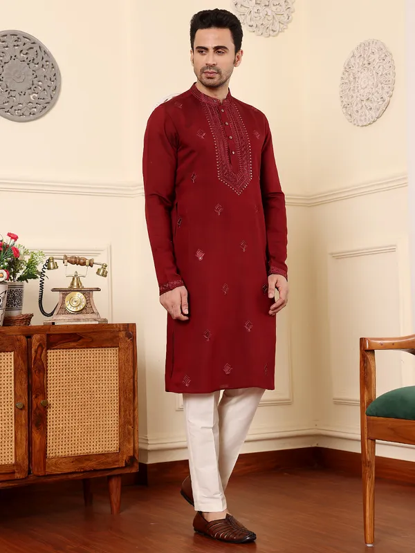 Men's_Dark_Red_Straight_Viscose_Silk_Kurta_with_Embroidered_Neckline_and_Motifs,Off_White_solid_trouser_style_churidar