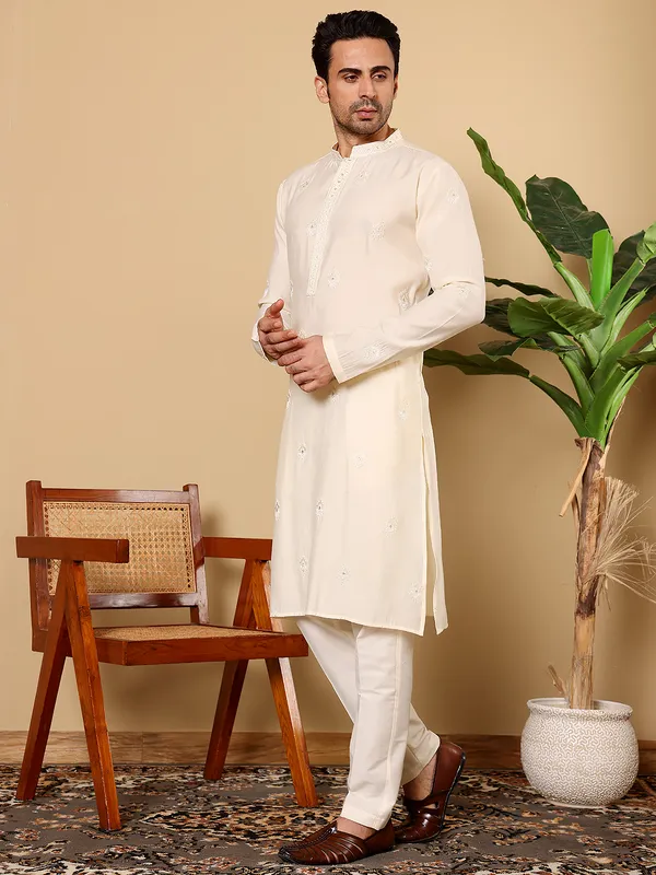 Men's_Cream_Straight_Viscose_Silk_Kurta_with_Embroidered_Neckline_and_Motifs,Cream_solid_trouser_style_churidar