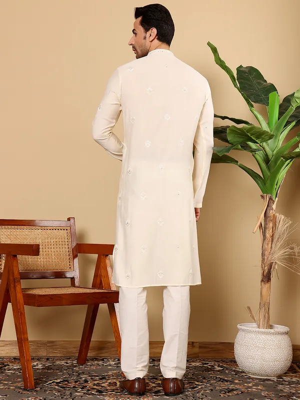 Men's_Cream_Straight_Viscose_Silk_Kurta_with_Embroidered_Neckline_and_Motifs,Cream_solid_trouser_style_churidar