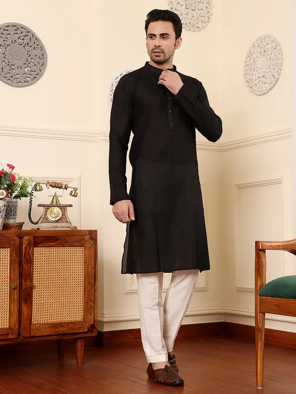 Men's_Black_Straight_Viscose_Silk_kurta_with_Textured_Effect,Cream_solid_trouser_style_churidar