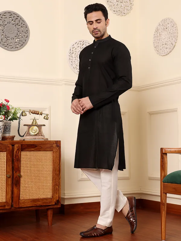 Men's_Black_Straight_Viscose_Silk_kurta_with_Textured_Effect,Cream_solid_trouser_style_churidar