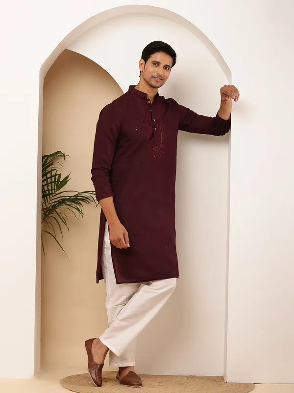 Men's_Dark_Maroon_Straight_Viscose_Silk_Kurta_with_Embroidered_Neckline_and_Motifs_with_off_white_Pyjama