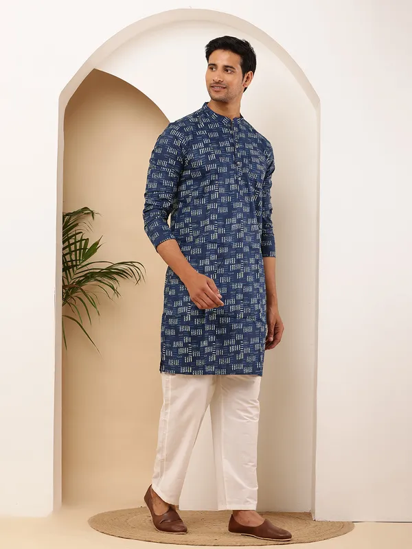 Navy_Blue_Viscose_Blend_Abstract_Block_Print_Kurta_For_Men