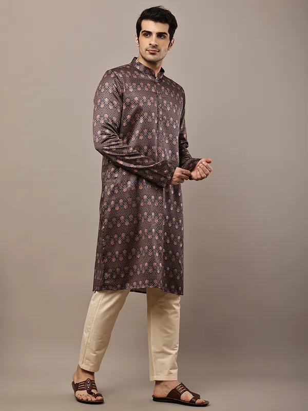Brown_Printed_Kurta_with_Cream_Pyjama_&_Traditional_Ethnic_Motifs_For_Men